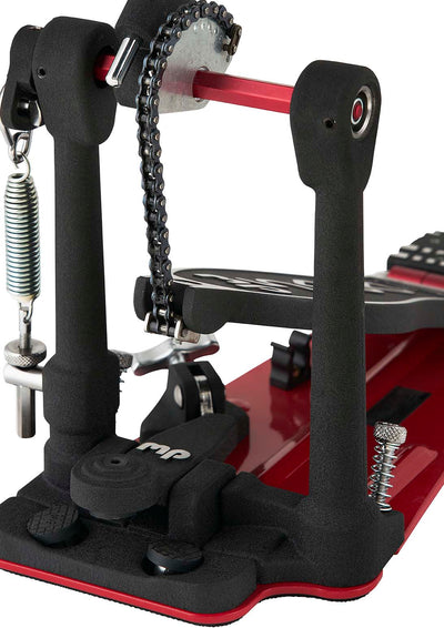 DW Drums 5000 Series Accelerator Single Chain, Narrow Footboard Single Bass Drum Pedal with Bag