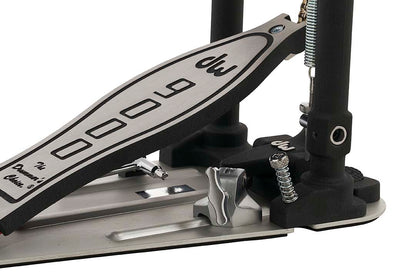 DW Drums 9000 Series Single Bass Drum Pedal with Bag