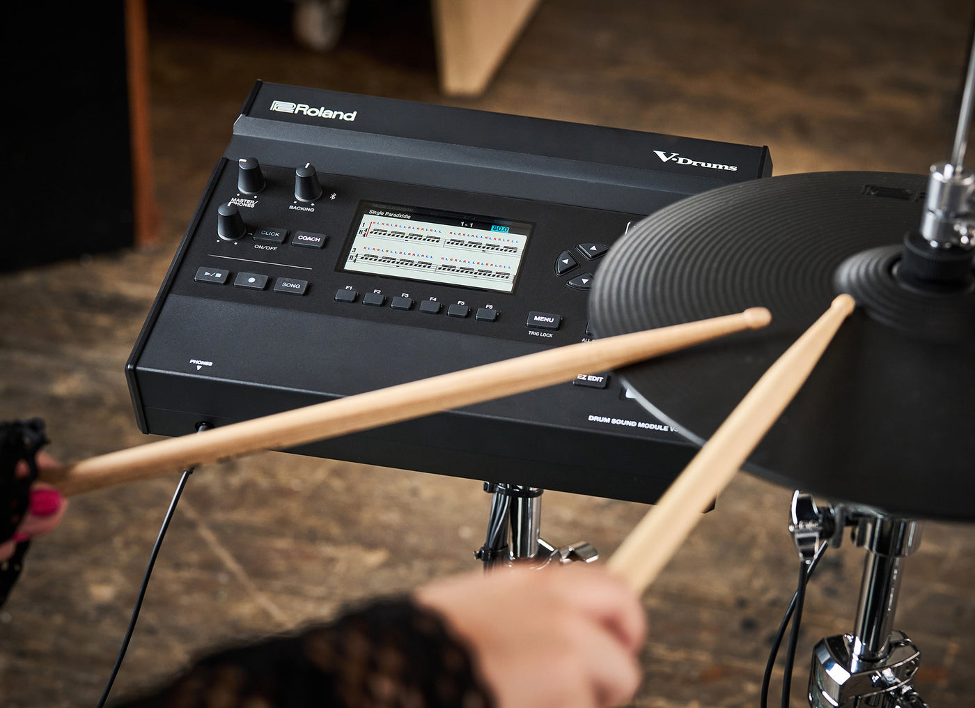 Roland VAD316 V-Drums Acoustic Design Digital Drum Kit with Hardware & Accessories