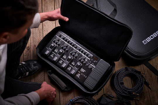 BOSS CB-BM-M Guitar Effects Carry Bag, Medium Size – Roland Store