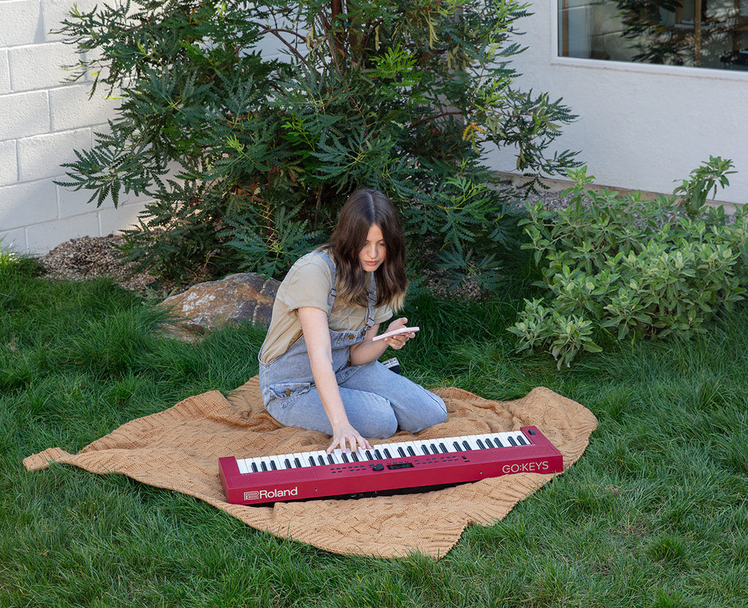 Roland GO:KEYS-3 Music Creation Keyboard (Dark Red) – Roland