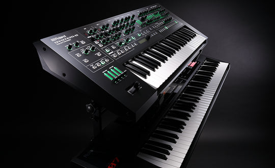 Roland SYSTEM-8 シンセサイザー 49鍵 Amazon.com: Roland SYSTEM-8 PLUG-OUT Synthesizer, 49-key