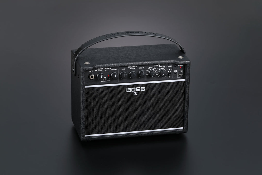 アンプ Boss guitar amplifier KATANA-MINI Amazon.com: Boss Katana Mini - 7-Watt Combo Amp : Musical