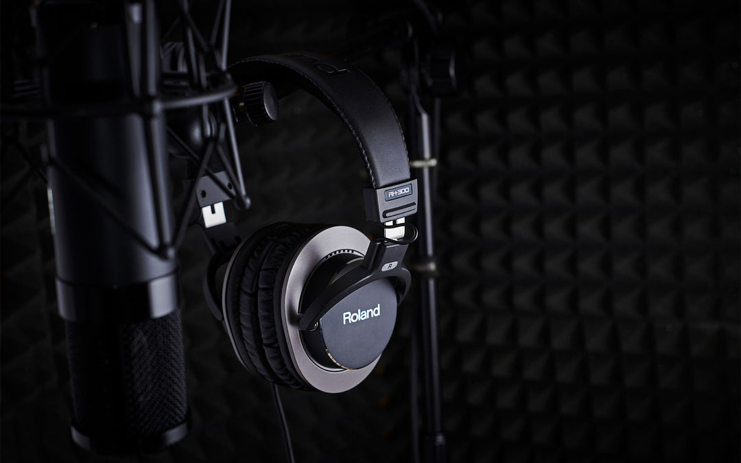Roland RH-300 Top Of The Range Closed Type Headphones