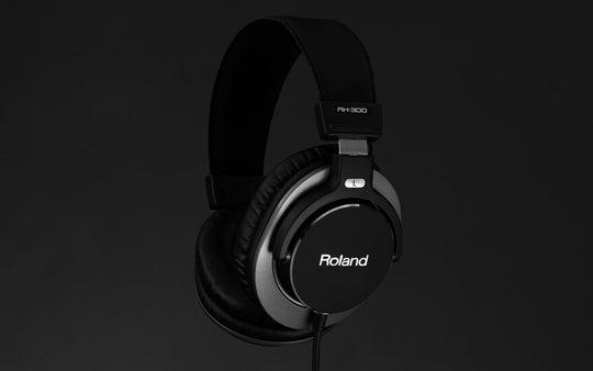 Roland　RH-300 Amazon.com: Roland RH-300 Stereo Headphones,Black : Musical