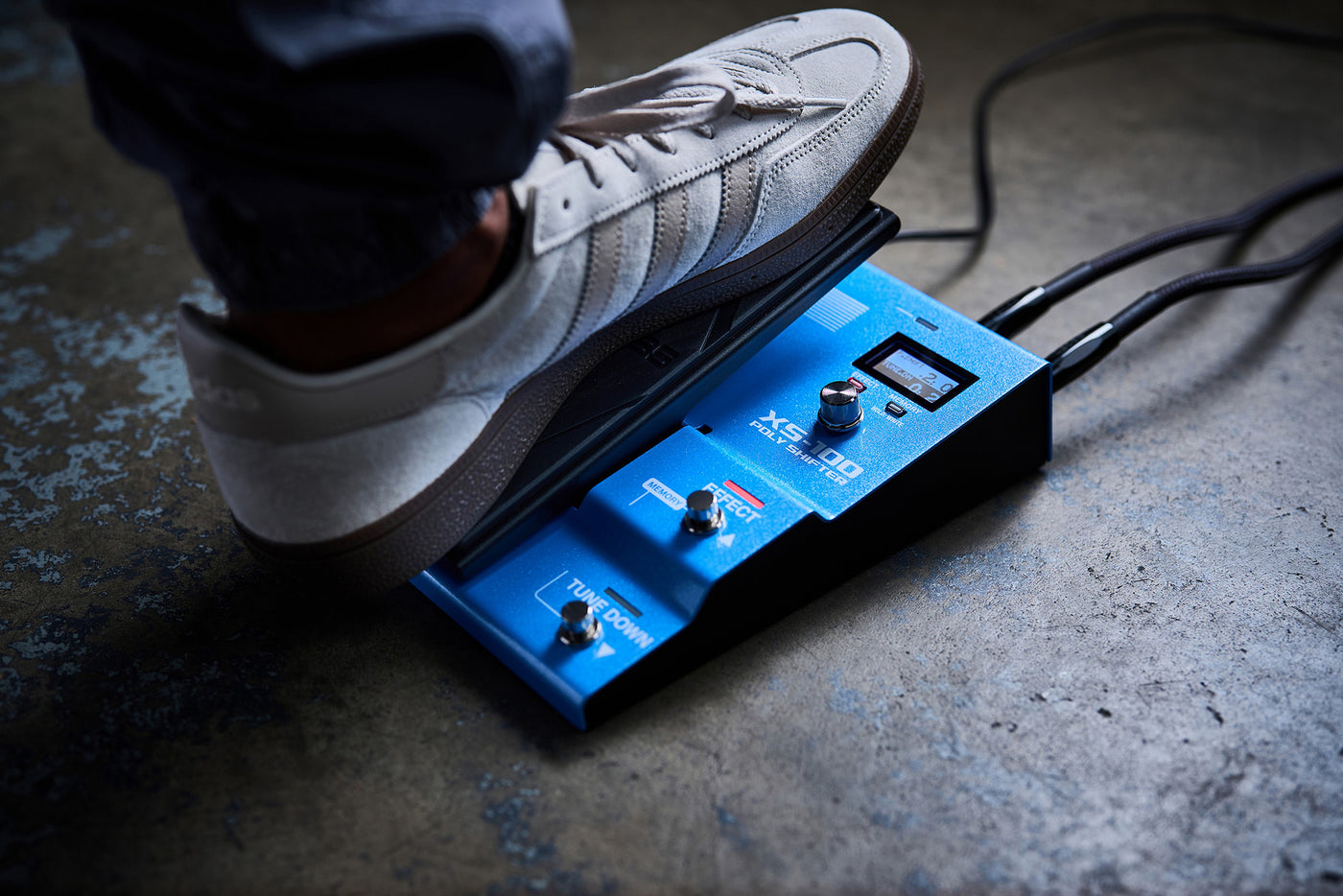 BOSS XS-100 Pitch Shifter with Expresion Pedal